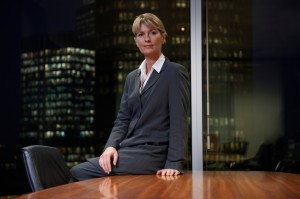 Women exec upright on table